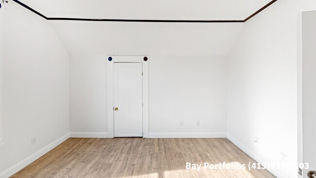 Building Photo - 1239 Haskell St