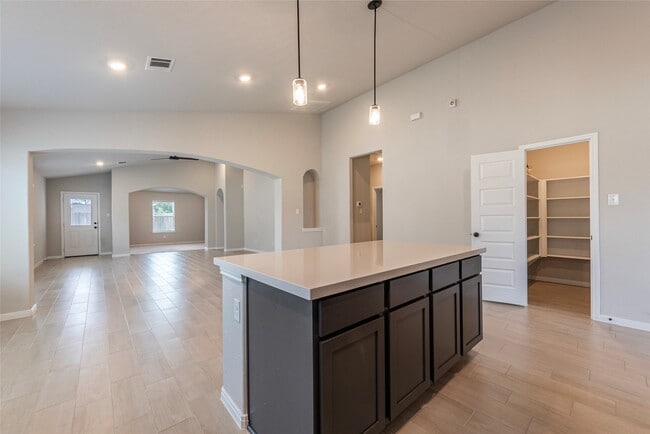 Building Photo - 250 Eagleville Dr