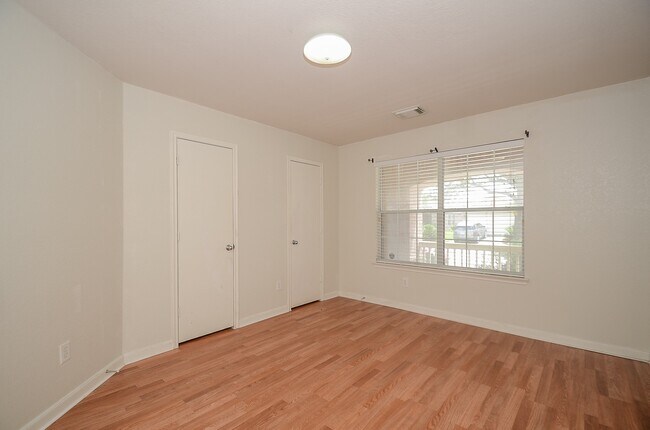 Building Photo - 11711 Wainscot Ct