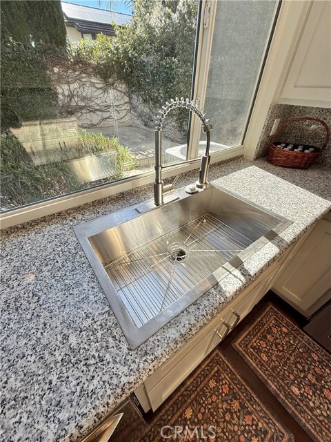 Building Photo - 19624 Crystal Hills Dr