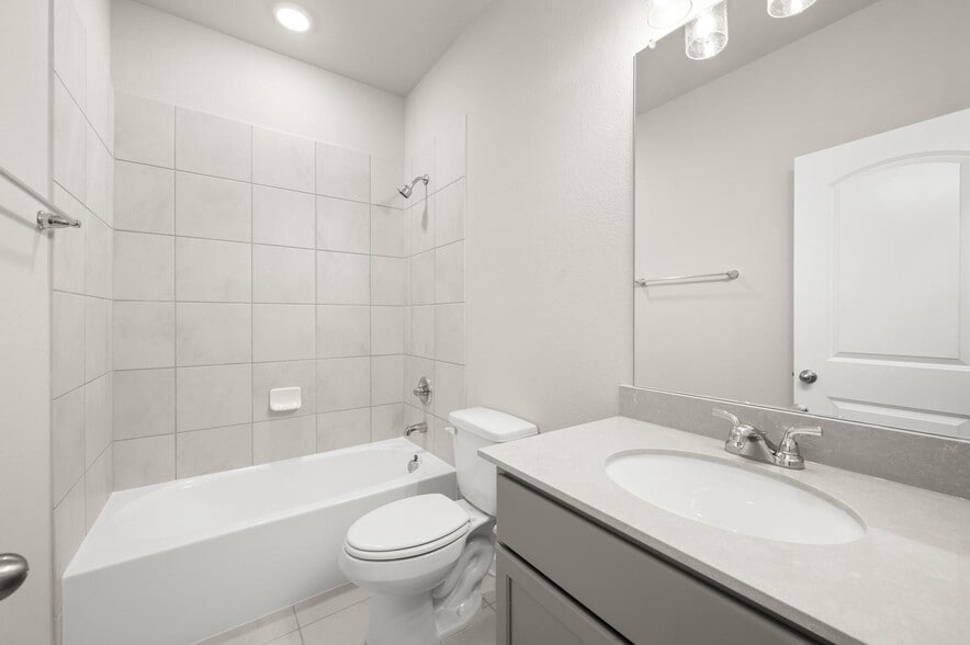 Building Photo - 8201 Korat Vis