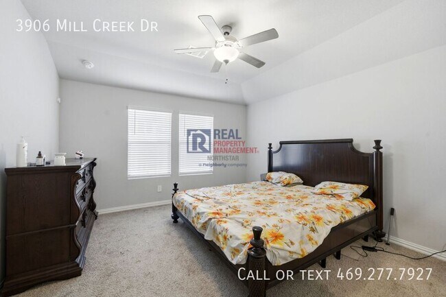 Building Photo - 3906 Ml Crk Dr