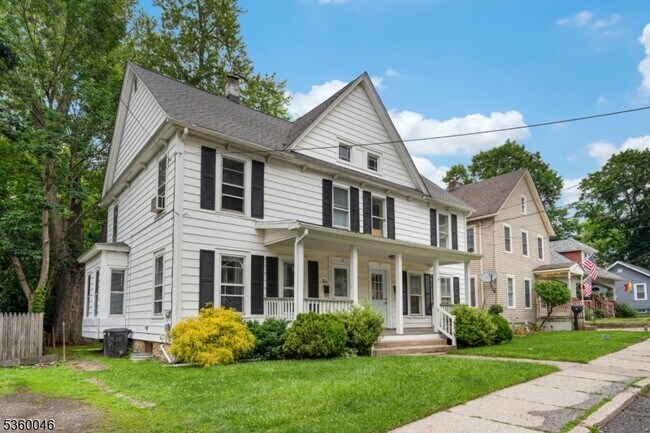 Building Photo - 3 New Hampshire St