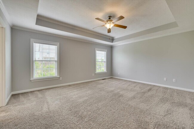 Building Photo - 445 Longmeadow Dr