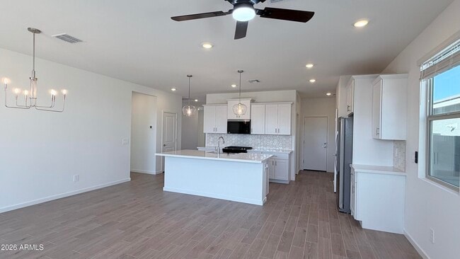 Building Photo - 15809 W Gray Fox Trl