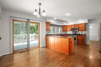 Building Photo - 10205 N Hampton Ln