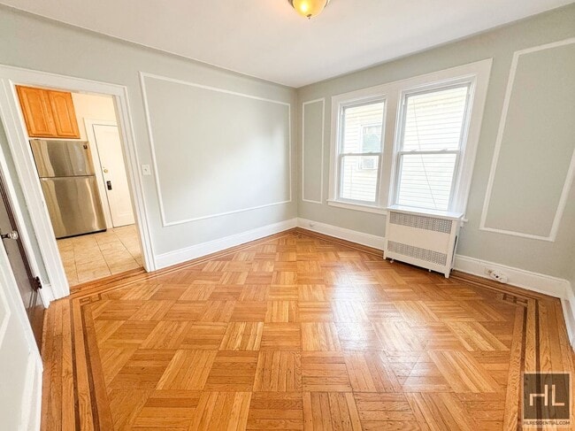 Building Photo - 55 STREET