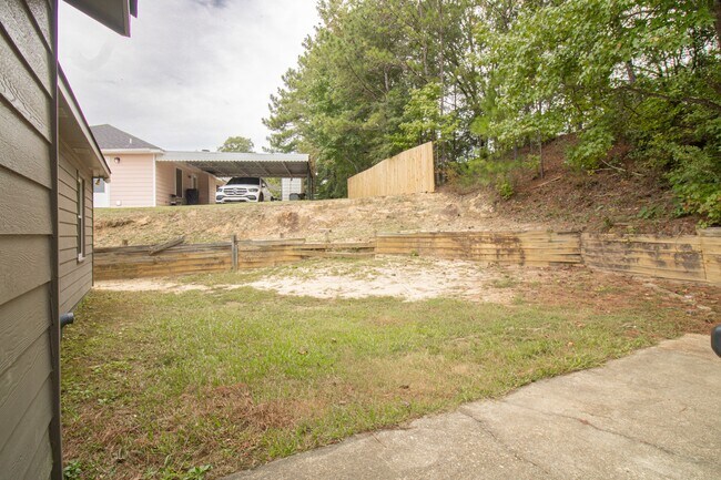 Building Photo - 5451 Minnie Lee Dr
