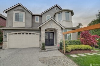 Building Photo - 5Bd/4Ba Bellevue House