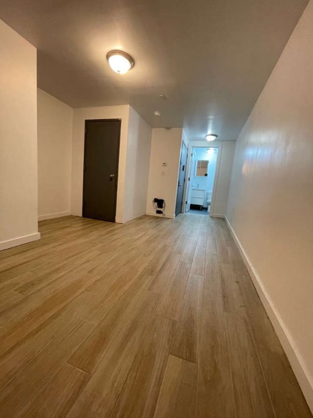 Building Photo - 66 E 127th St