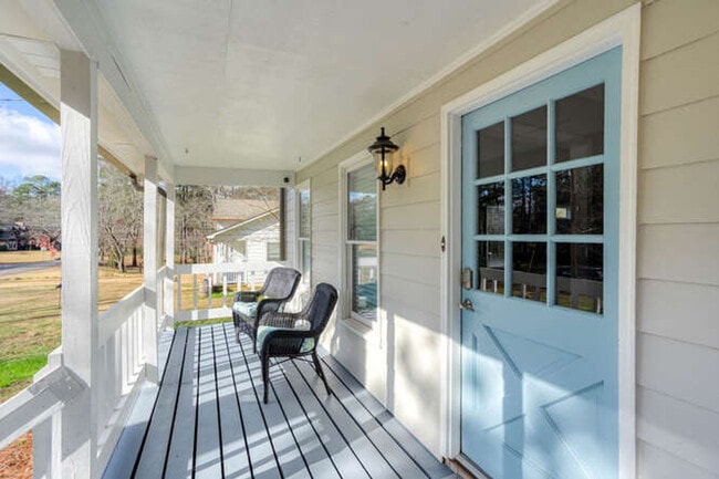 Building Photo - 1060 Washington Ave