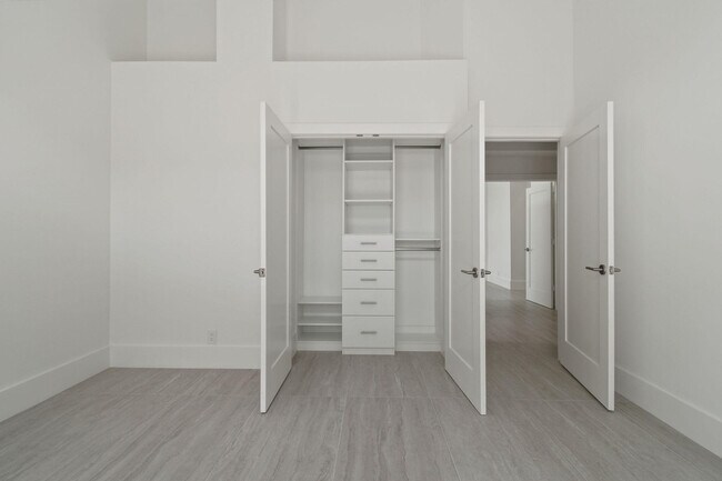 Building Photo - 118 Coral Cay Dr
