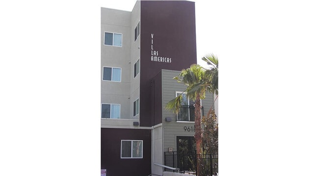 Building Photo - Villas Las Americas