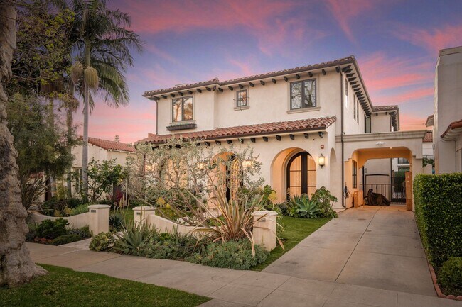 Building Photo - Beverly Hills Luxury Villa with Resort-Style Pool & Spa