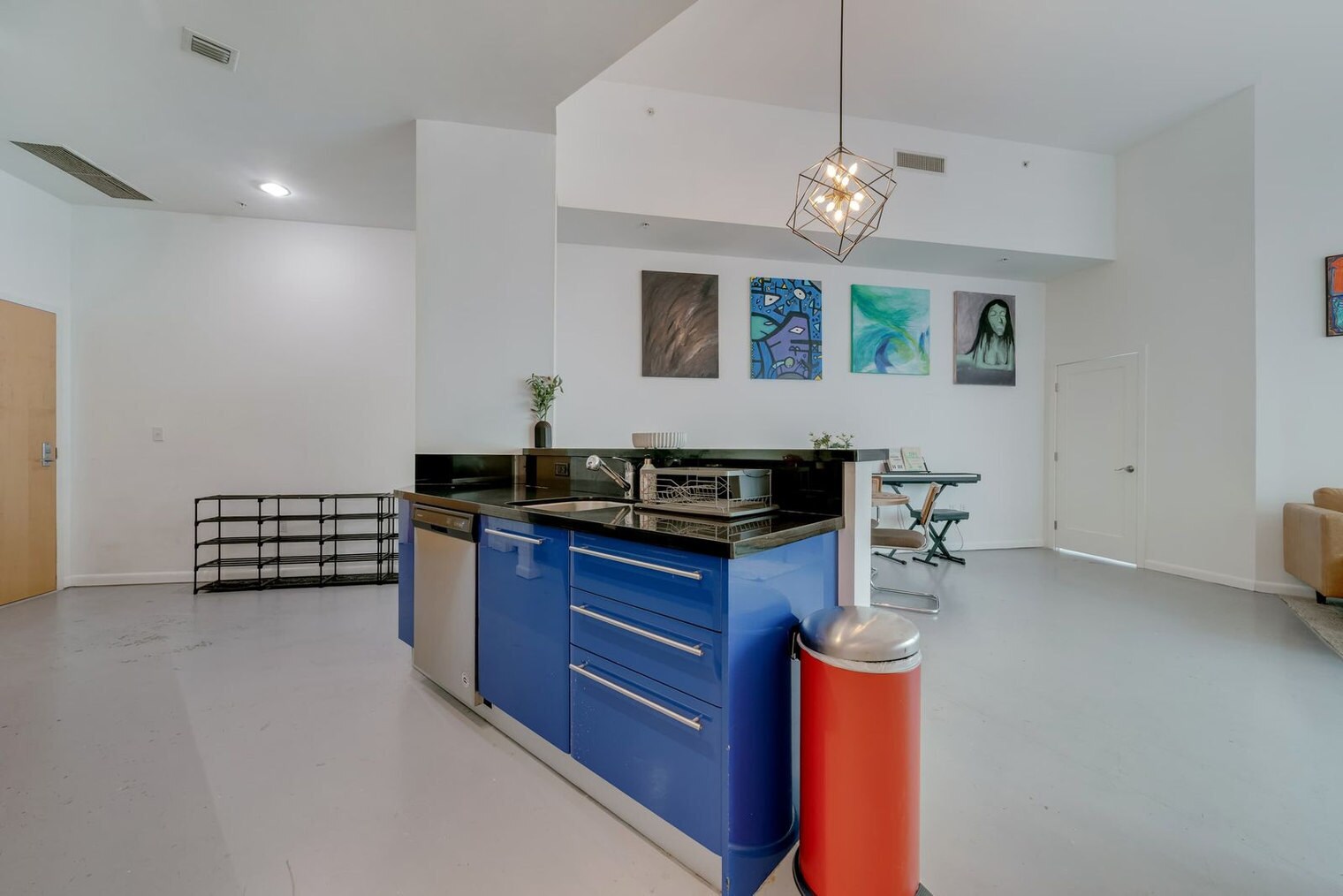 Building Photo - 235 NE 2nd St