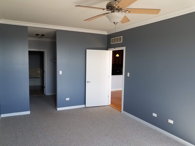 master bedroom - 2510 W Irving Park Rd