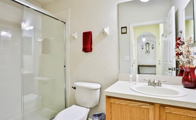 Building Photo - 2643 Old Kent Cir