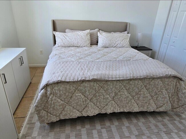 Building Photo - 651 Okeechobee Blvd