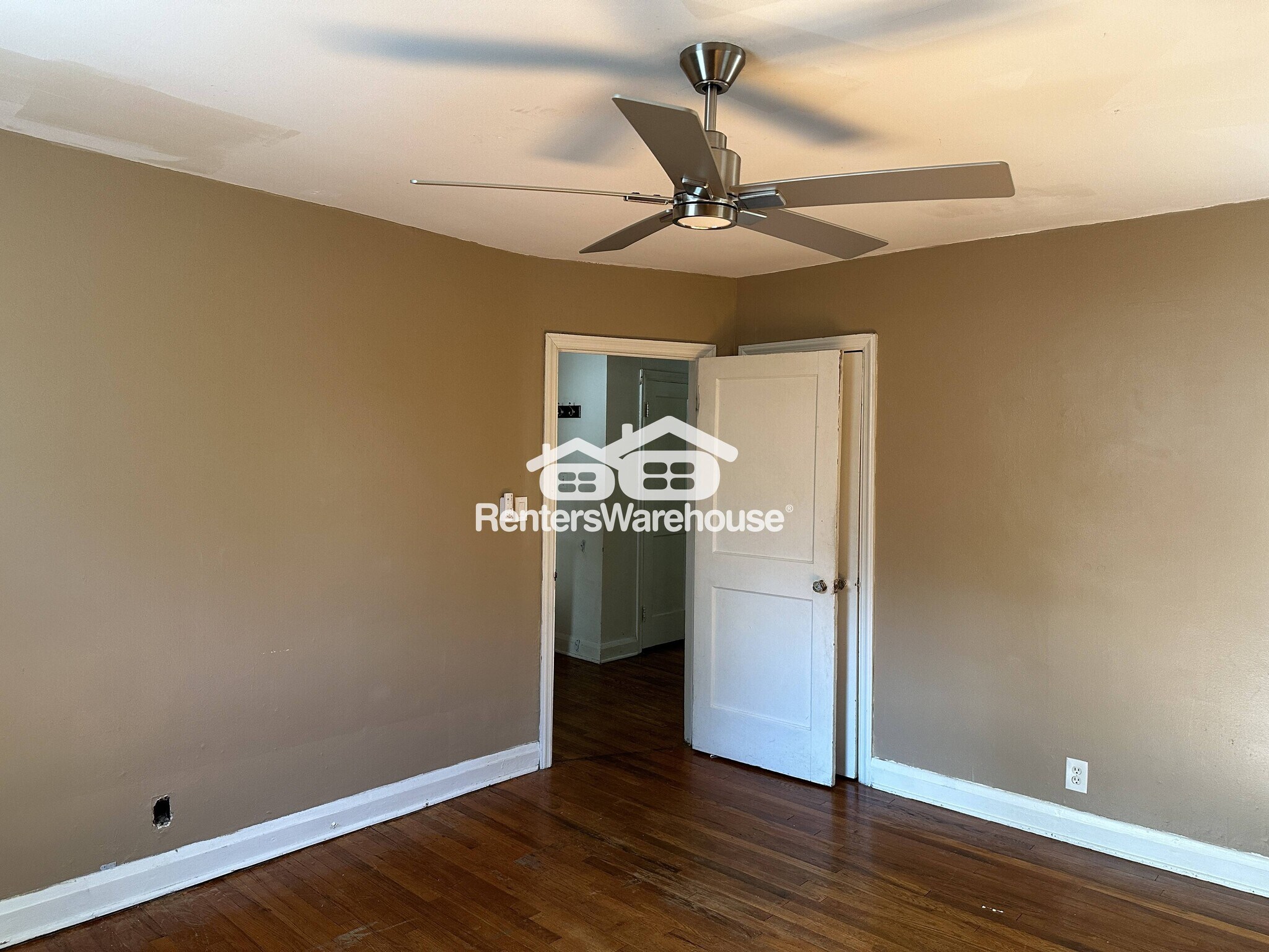 Building Photo - 1014 Dartmouth Rd