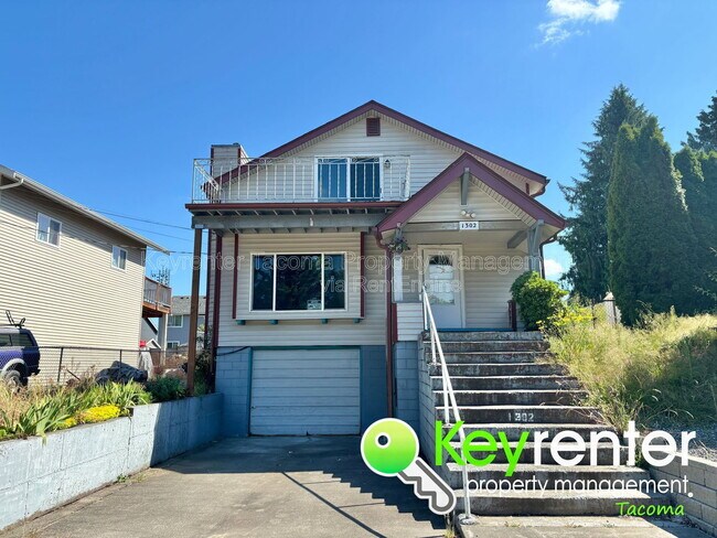 Building Photo - 1302 E 40th St