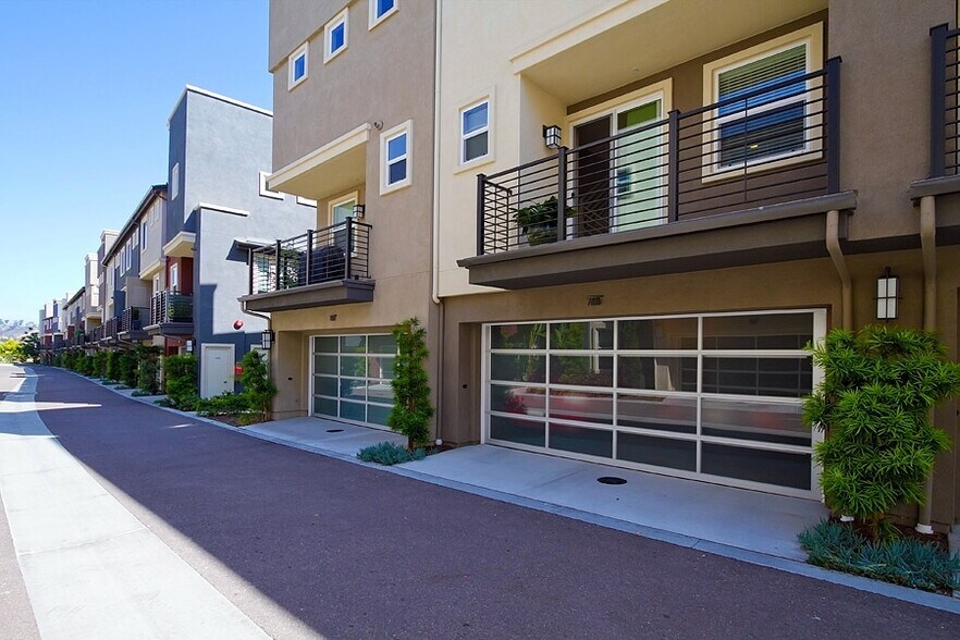 Building Photo - 7826 Civita Blvd