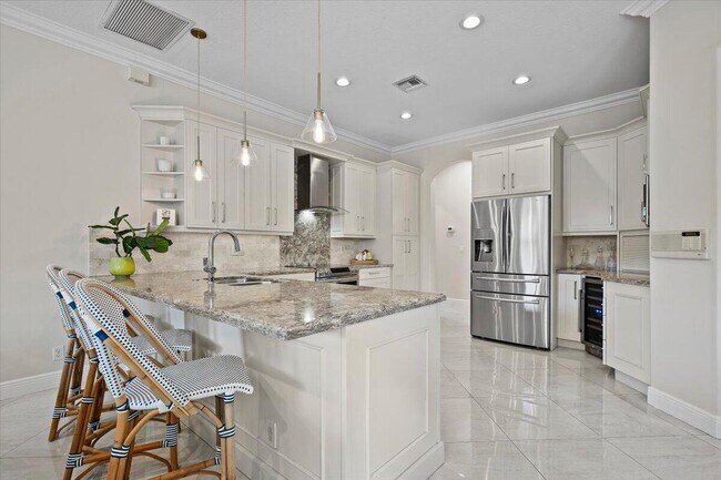 Building Photo - 4241 Wellington Shores Dr