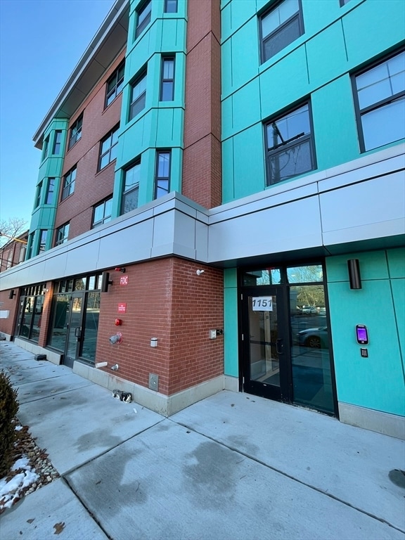 Building Photo - 1151 Walnut St