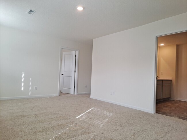 Building Photo - 7215 Jumping Jack Ln