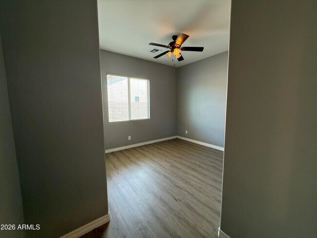 Building Photo - 4045 S Camellia Dr