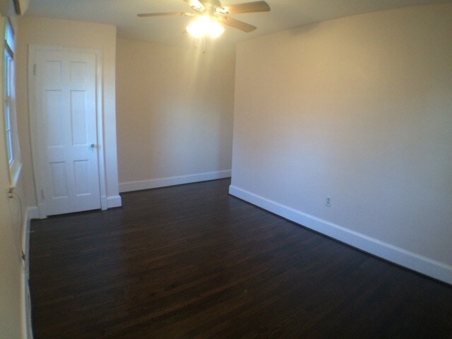 Building Photo - 4532 Middleton Ln