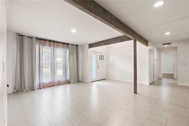 Building Photo - 4951 Courtland Loop