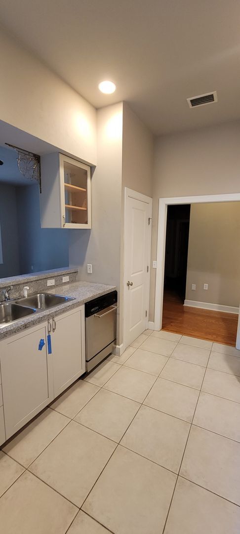Building Photo - Beautiful 3 Bedroom/2 Bath home in Madera