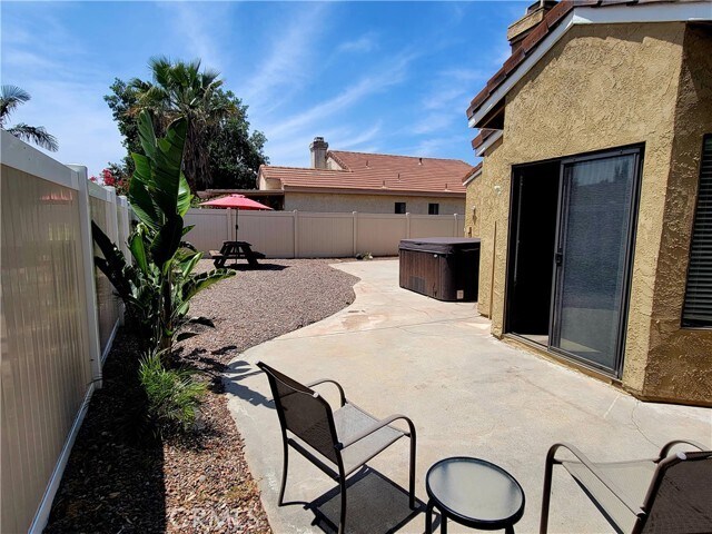 Building Photo - 28973 Willow Creek Ln