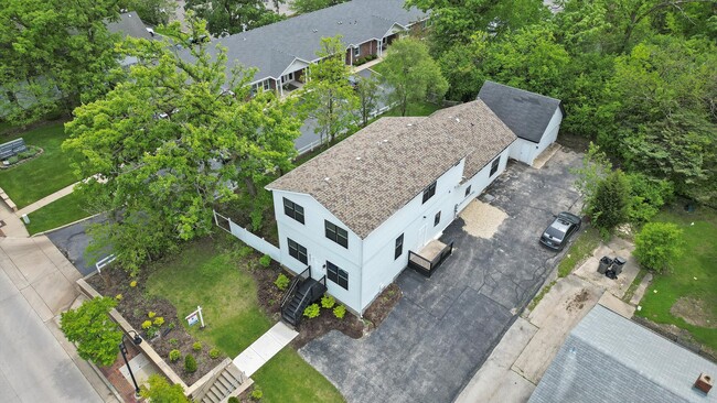 Building Photo - 9771 W 143rd St