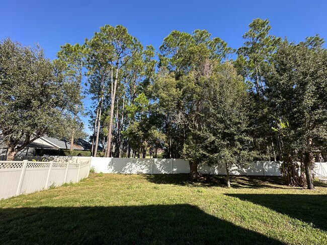 Building Photo - 6836 Trellis Vine Loop