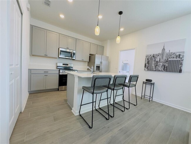 Building Photo - 6104 Park Promenade Way