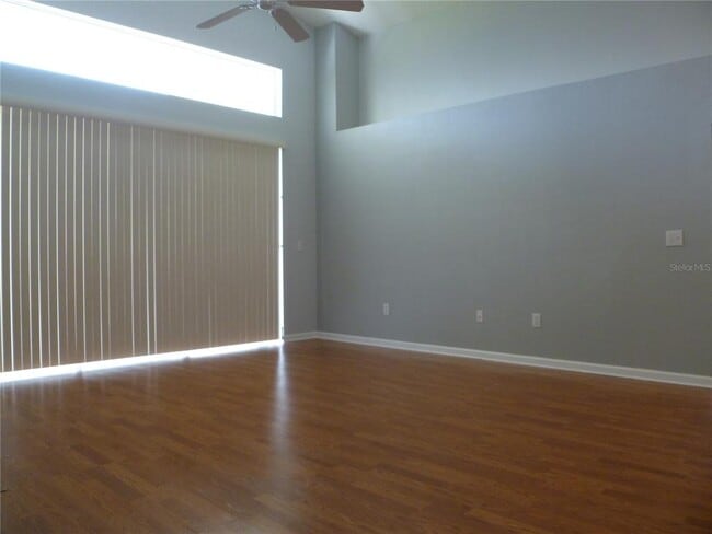 Building Photo - 6936 Cohasset Cir