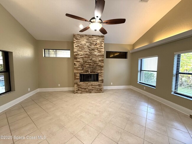 Building Photo - 108 Windward Way