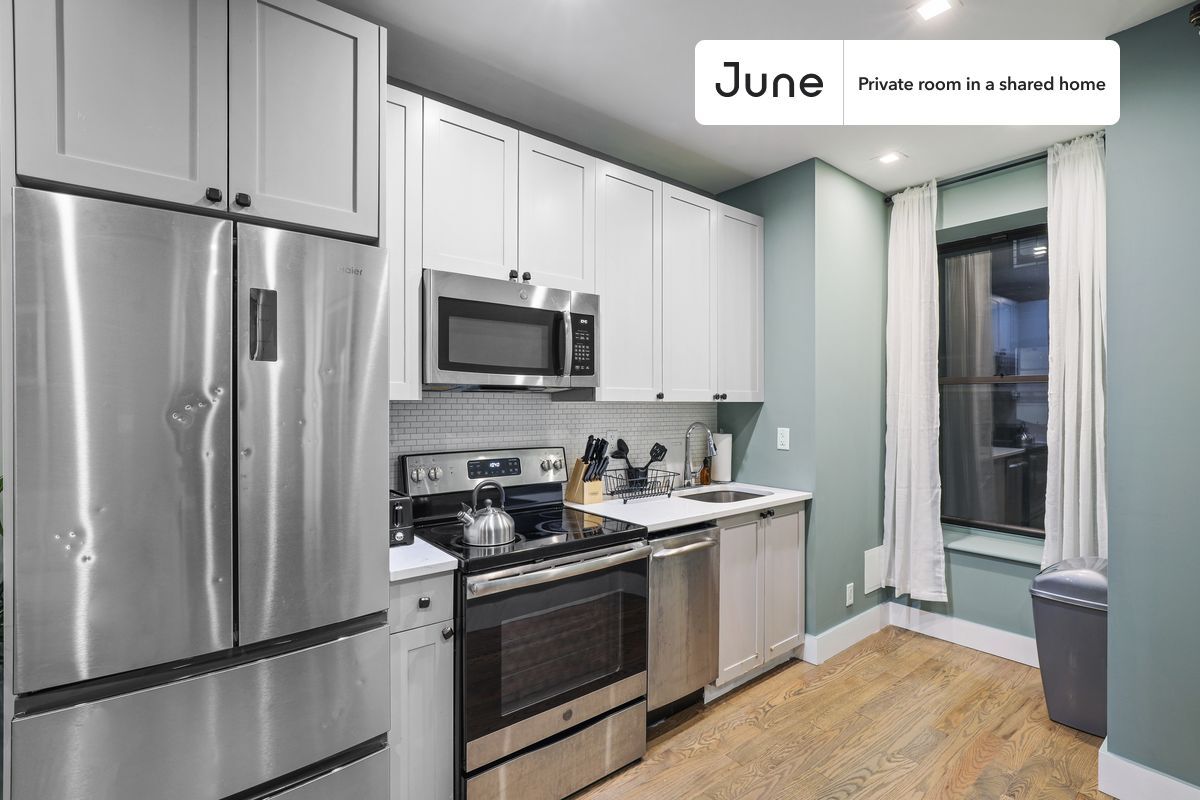 Building Photo - Room in Shared 4 bed/2 bath home