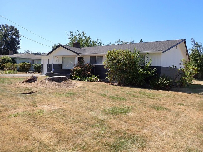Building Photo - Charming 3 Bedroom Downtown Puyallup Home