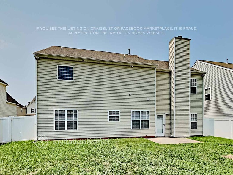 Building Photo - 1514 Peachcroft Rd