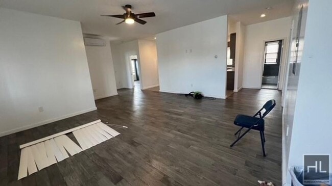 Building Photo - 4 bedroom in BROOKLYN NY 11210