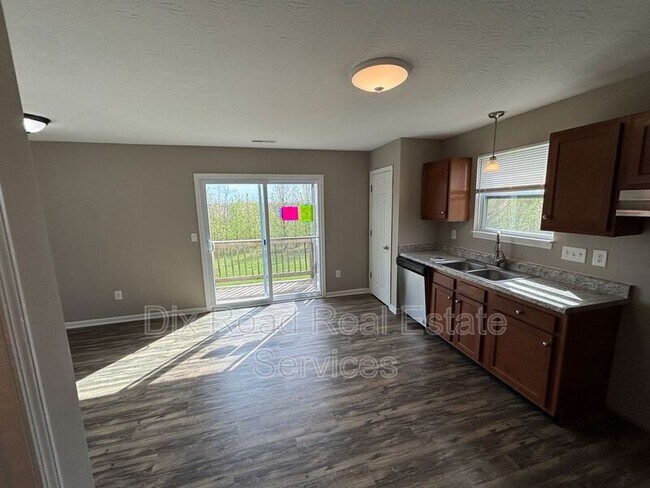 Building Photo - 209 Wexford Dr