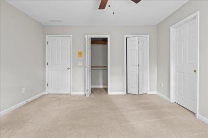 Building Photo - 200 River Bluff Pkwy