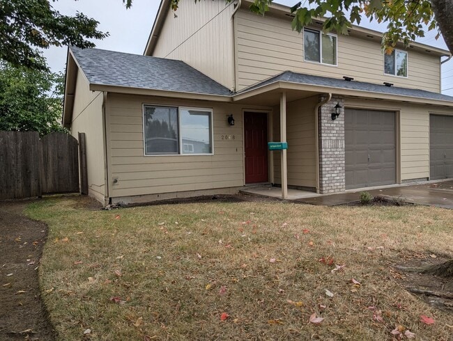 Building Photo - Nice 2bed/1.5 bath townhome- Great Springf...
