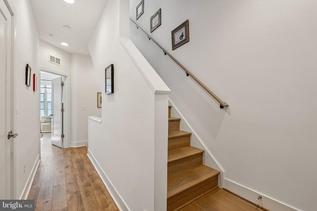 Building Photo - 11225 Beaker St