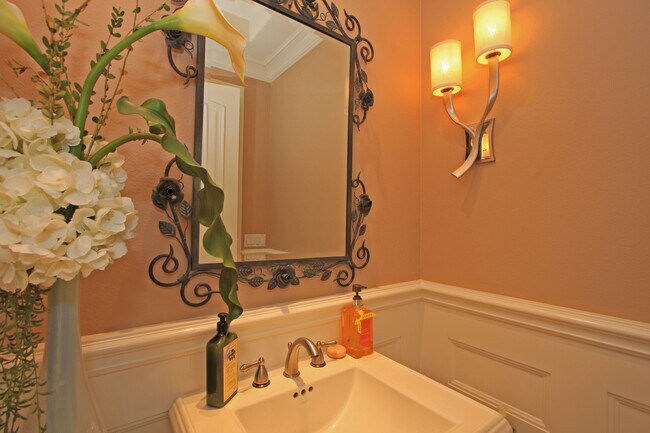 Building Photo - 75739 Via Cortona