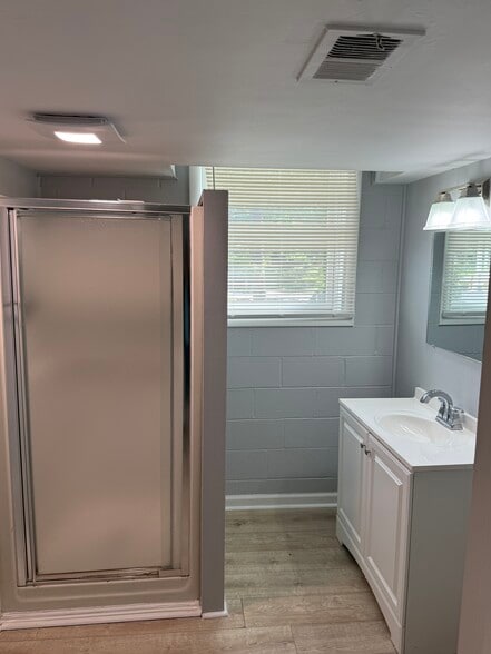 Building Photo - 317 Melvin Jones Dr