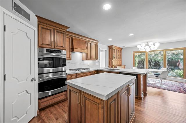 Building Photo - 6938 Pemberton Dr