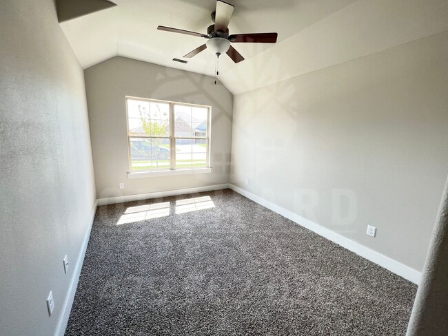 Building Photo - Single-Family Home- Beautiful Mayberry Plan